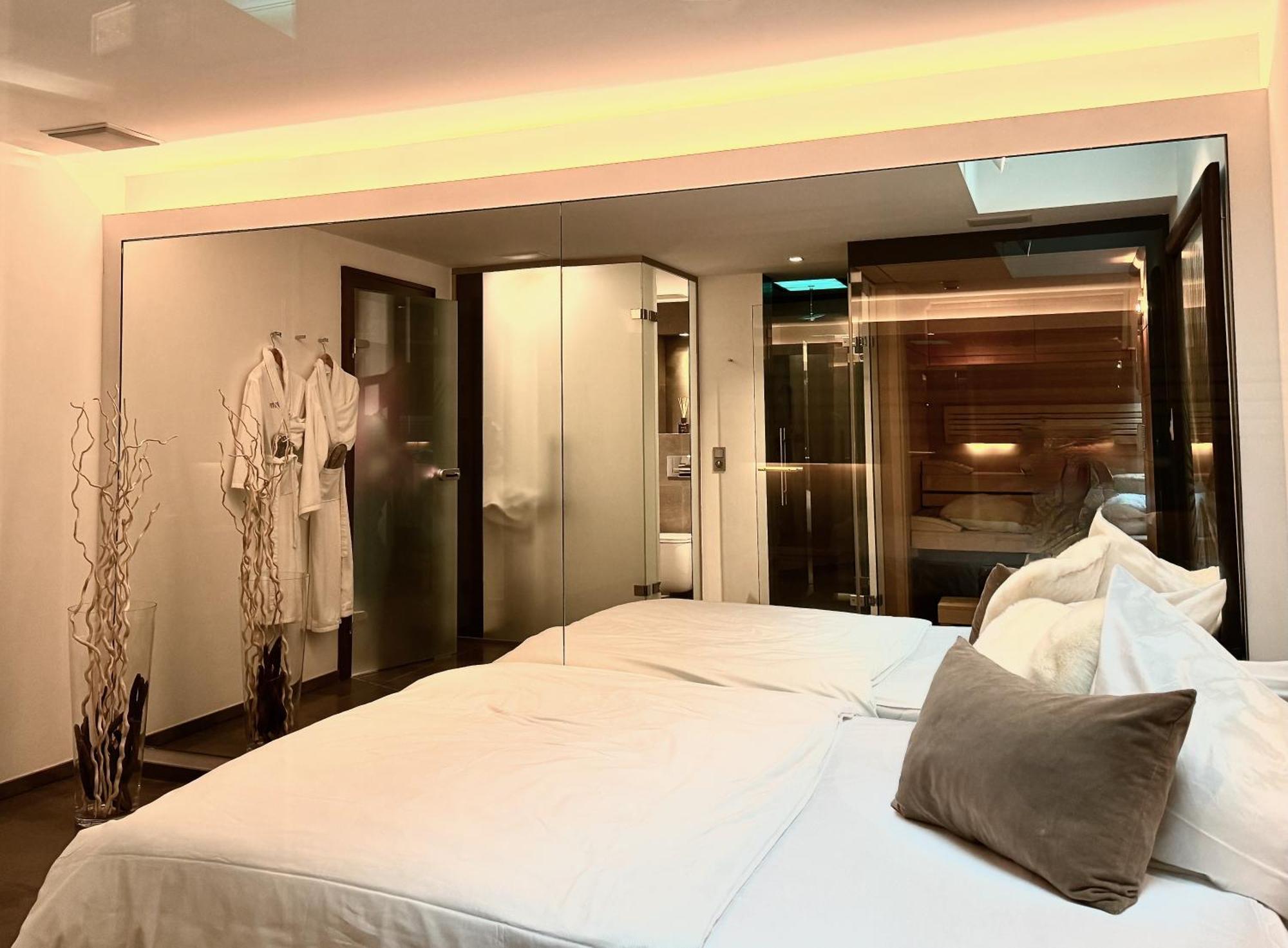 Kitz Deluxe Suite 1 & 2 Im Zentrum Mit Eigenem Spa & Parken By Belle-Stay Kitzbuhel Exterior photo